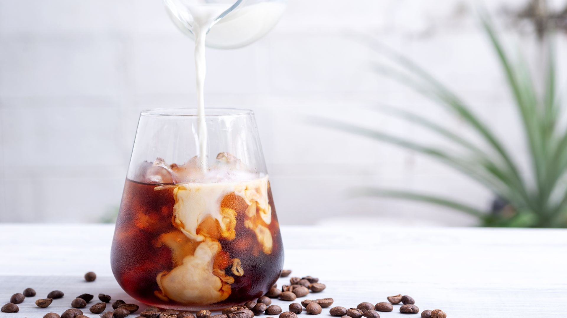 The Benefits of Cold Brew Coffee: Chilling Out with a Refreshing Twist